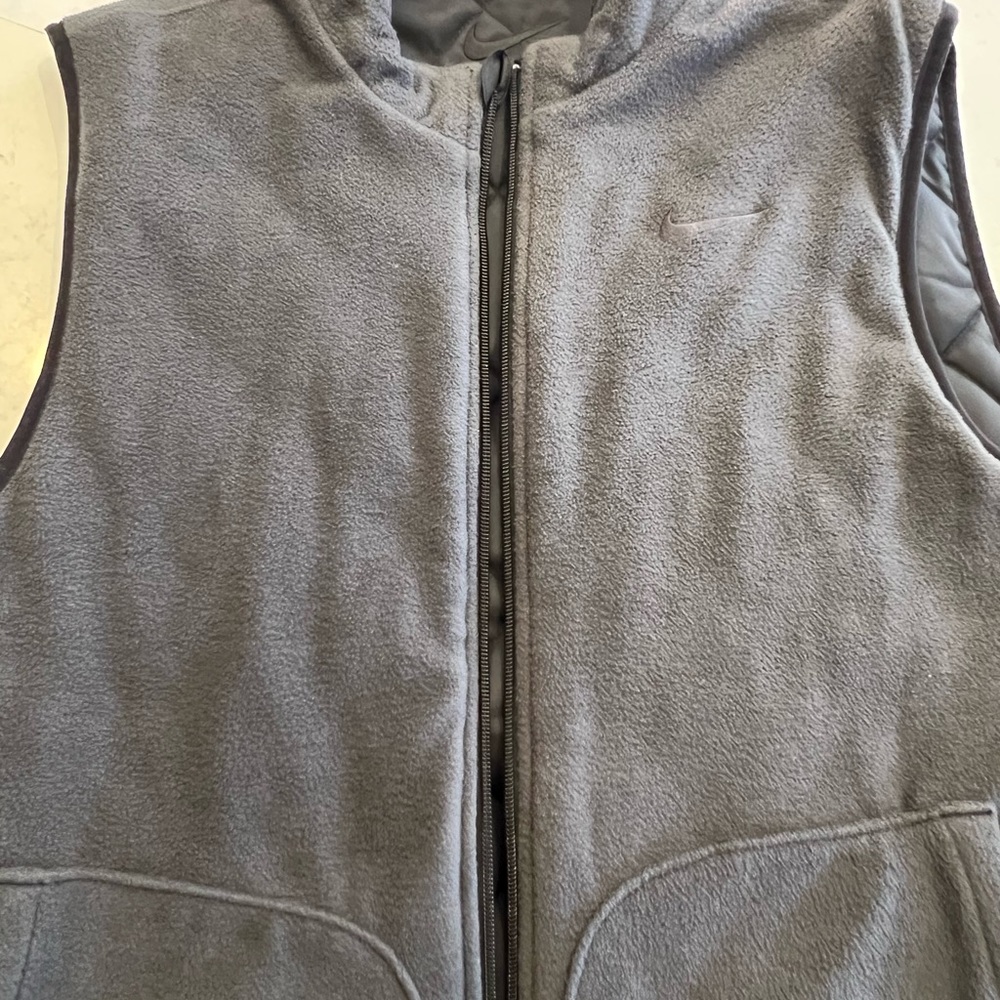Nike tech reversible golf vest